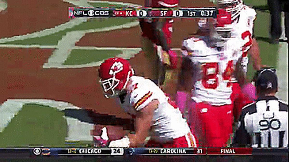 kelce2.gif