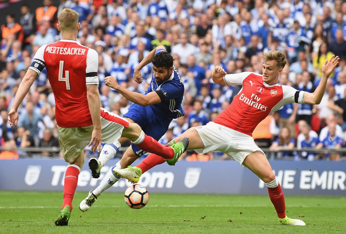 LONDON, ENGLAND - MAY 27:  Diego Costa of Chelsea scores his sides first goal during the Emirates FA Cup Final between Arsenal and Chelsea at Wembley Stadium on May 27, 2017 in London, England.  (Photo by Mike Hewitt/Getty Images)