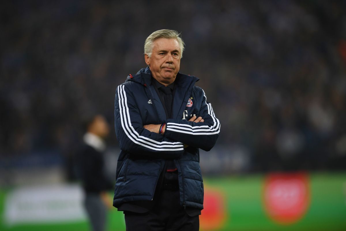 FBL-GER-BUNDESLIGA-SCHALKE-MUNICH