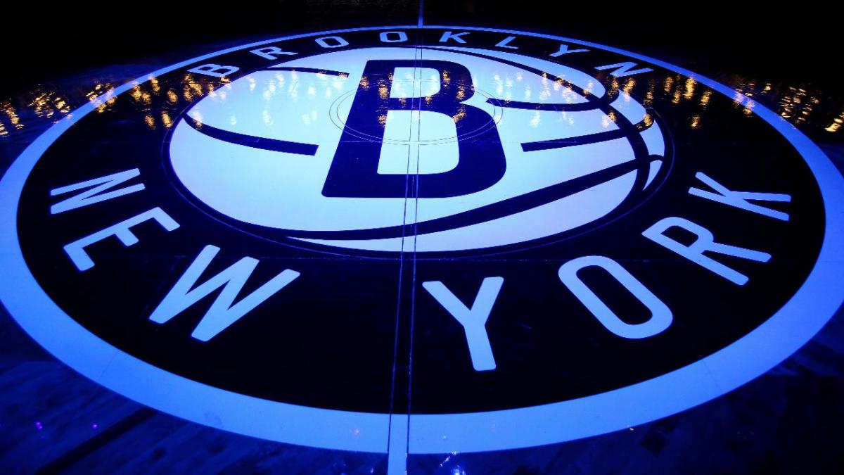 Brooklyn nets. Net 4 players