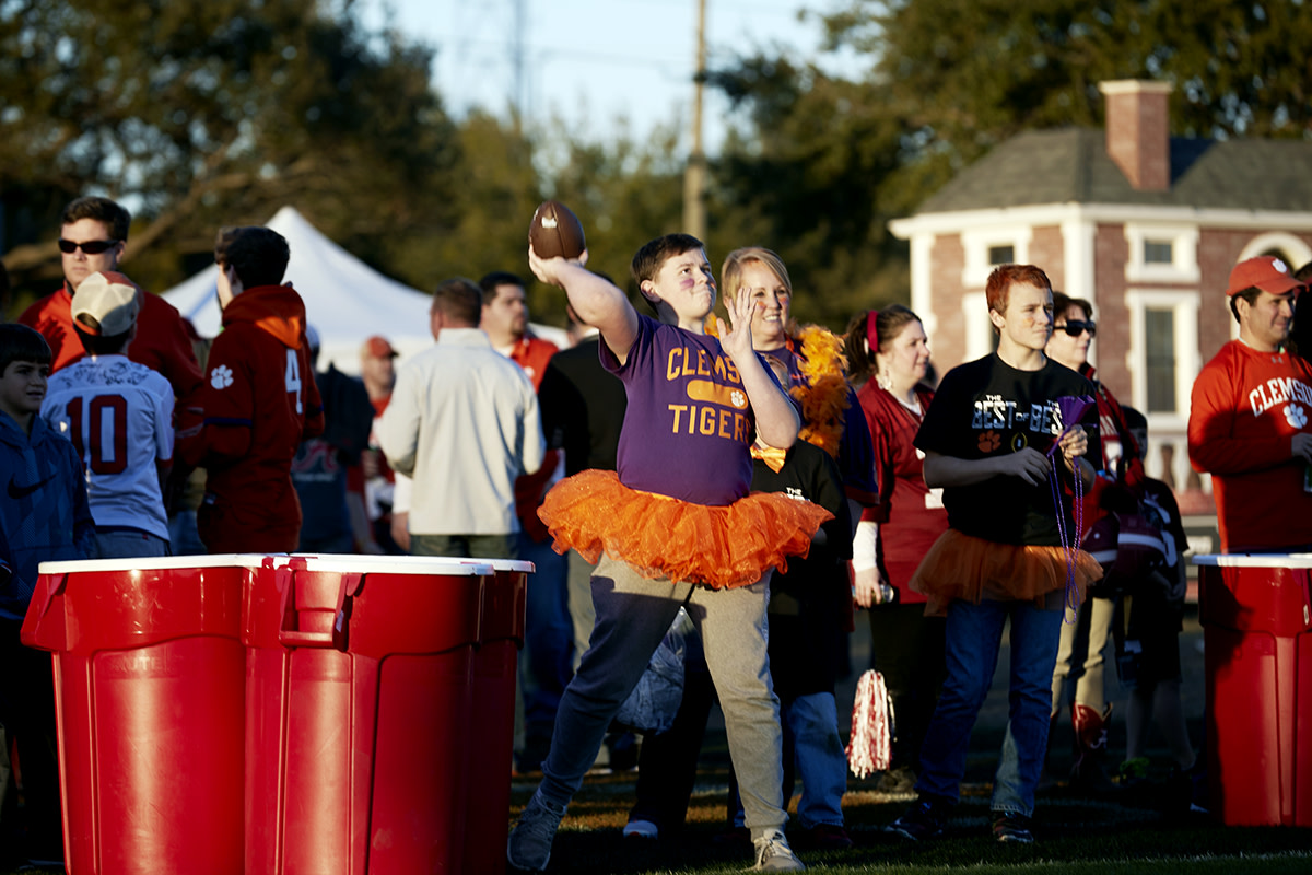 Tailgate_gallery00030.JPG