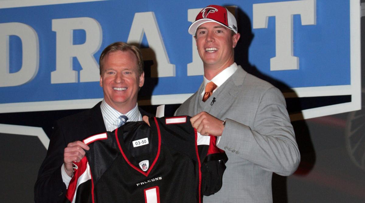 Roger Goodell and Matt Ryan at the 2008 NFL draft.