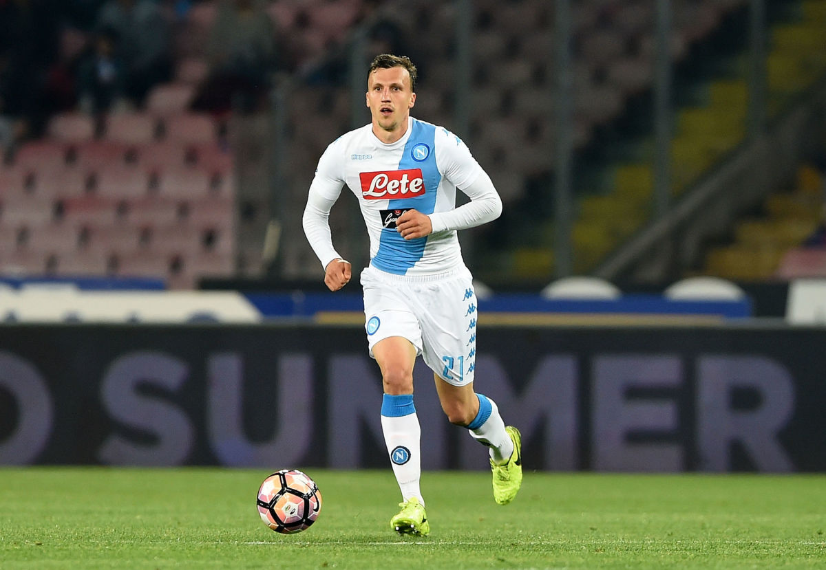 NAPLES, ITALY - APRIL 05: Vlad Chiriches of SSC Napoli in action during the TIM Cup match between SSC Napoli and Juventus FC at Stadio San Paolo on April 5, 2017 in Naples, Italy.  (Photo by Francesco Pecoraro/Getty Images)