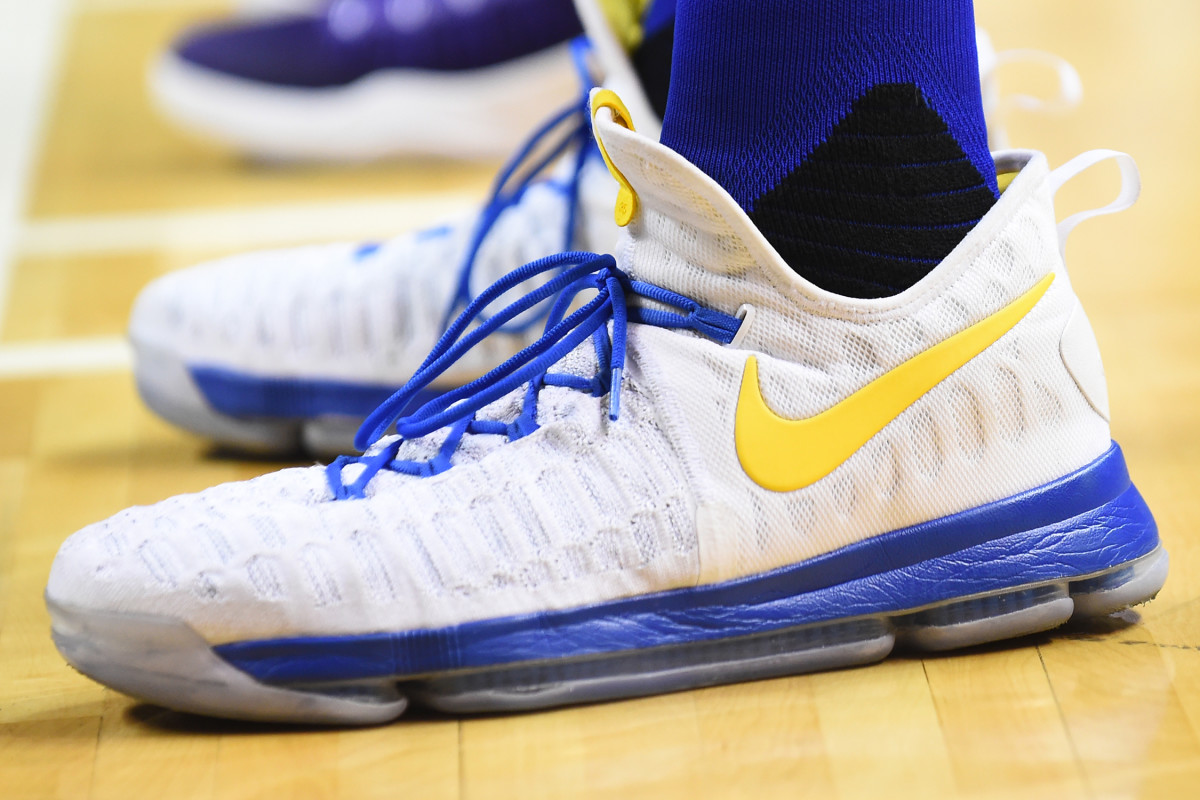 kd golden state shoes