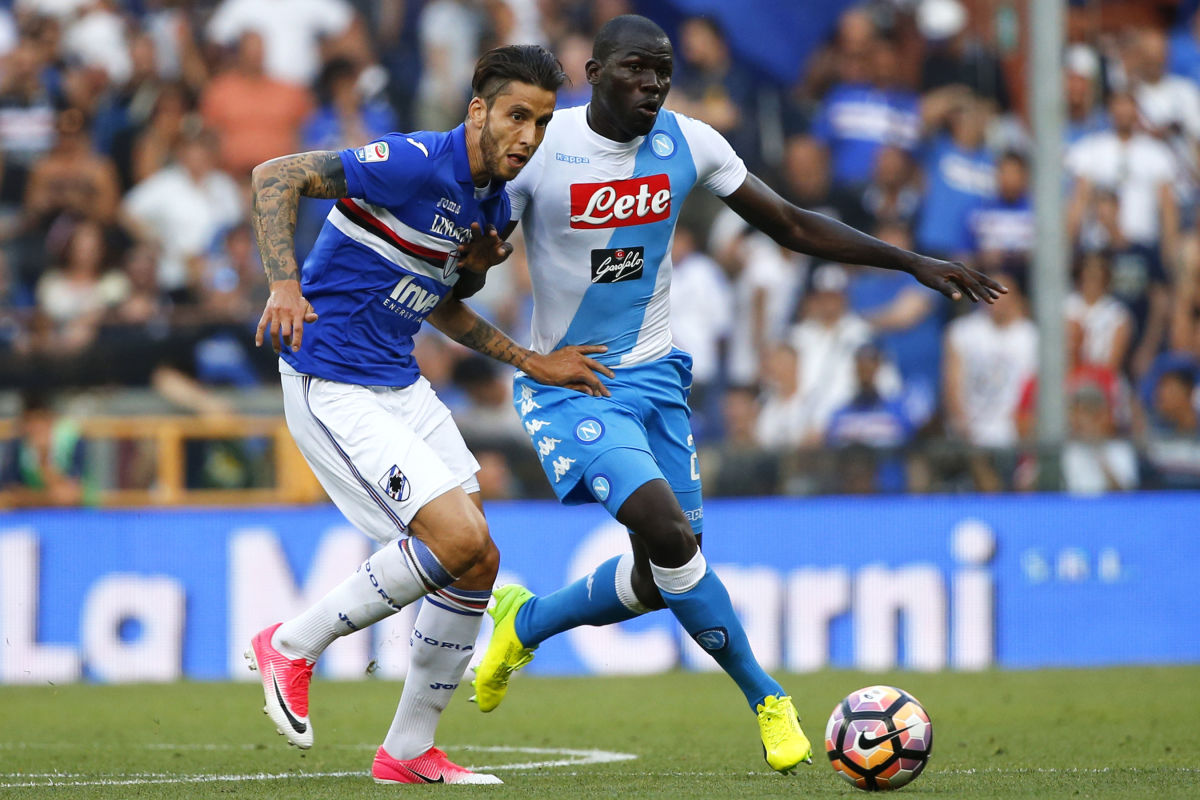 Sampdoria's midfielder Ricardo Gabriel Alvarez from Argentina (L) fights for the ball with Napoli's defender Kalidou Koulibaly from France during the Italian Serie A football match Sampdoria Vs Napoli on May 28, 2017 at the 'Luigi Ferraris' in Genoa.  / AFP PHOTO / Marco BERTORELLO        (Photo credit should read MARCO BERTORELLO/AFP/Getty Images)