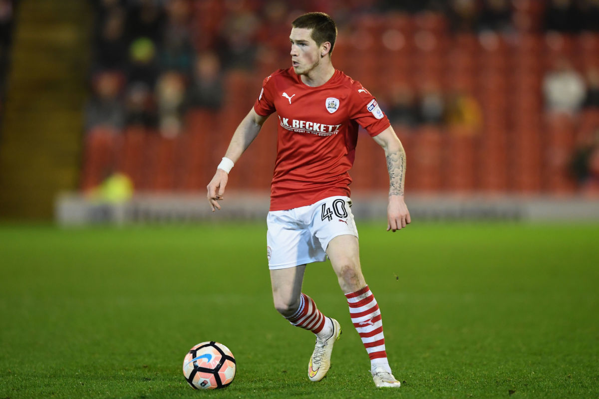BARNSLEY, ENGLAND - JANUARY 17: Ryan Kent of Barnsley in action during the The Emirates FA Cup Third Round Replay between Barnsley and Blackpool at Oakwell Stadium on January 17, 2017 in Barnsley, England.  (Photo by Michael Regan/Getty Images)