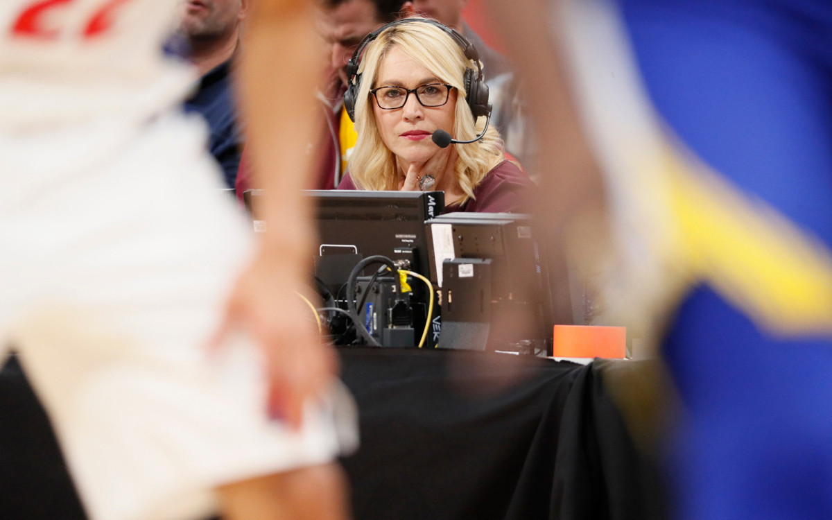 doris-burke-sidelines.jpg