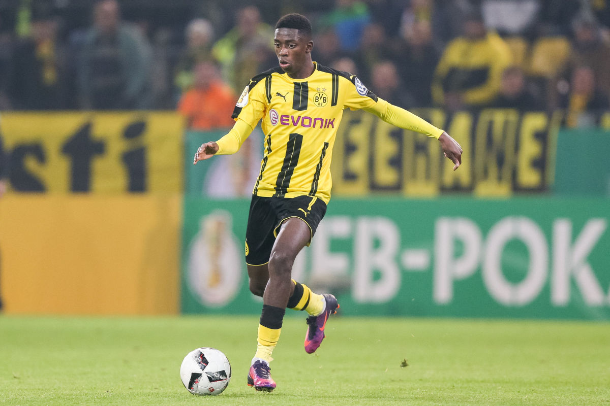 DORTMUND, GERMANY - OCTOBER 26: Ousmane Dembele of Dortmund plays the ball during DFB Cup second round match between Borussia Dortmund and 1. FC Union Berlin at Signal Iduna Park on October 26, 2016 in Dortmund, Germany. (Photo by Maja Hitij/Bongarts/Getty Images)