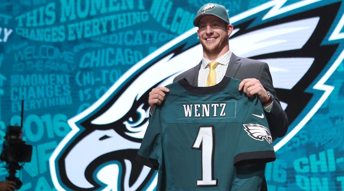 carson-wentz-draft-2016.jpg