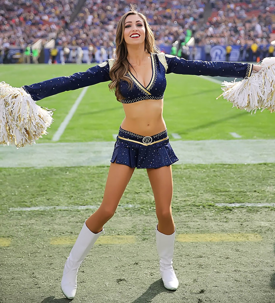 Los-Angeles-Rams-cheerleaders-ZYP_7327.jpg