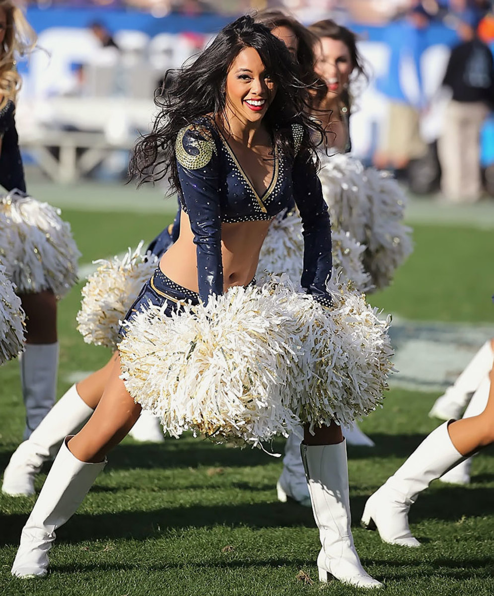 Los-Angeles-Rams-cheerleaders-WYP_7147.jpg