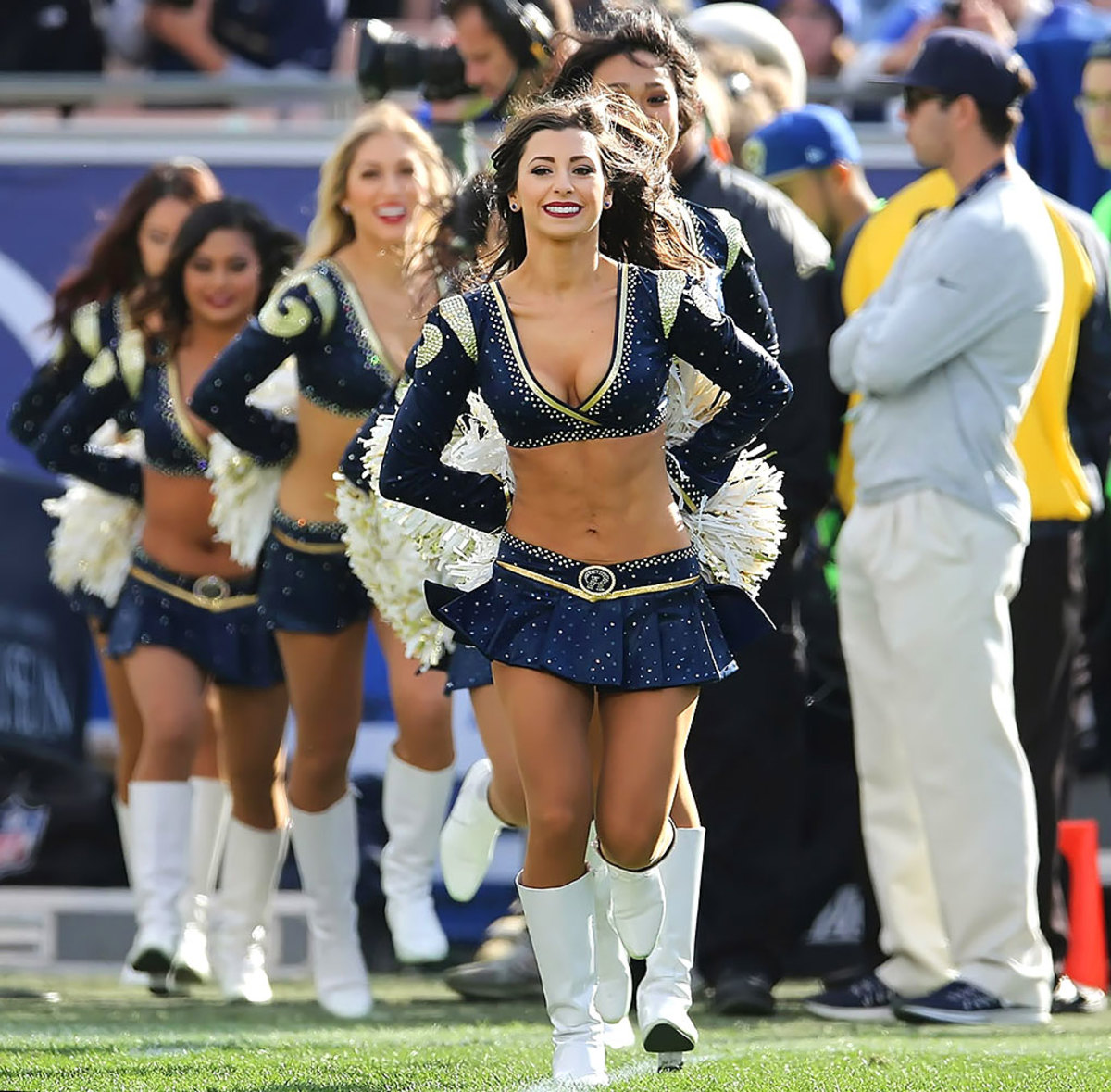 Los-Angeles-Rams-cheerleaders-YYP_2224.jpg