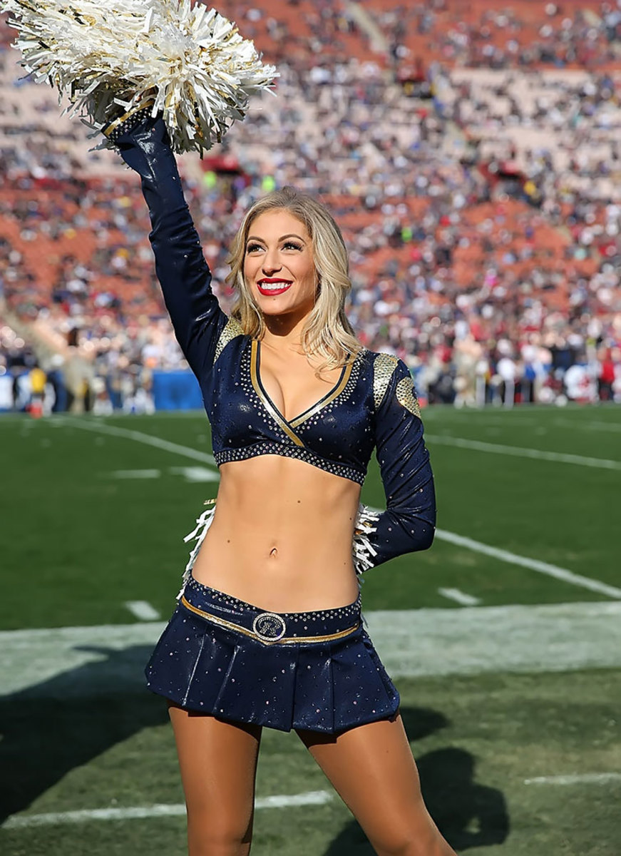 Los-Angeles-Rams-cheerleaders-ZYP_7278.jpg