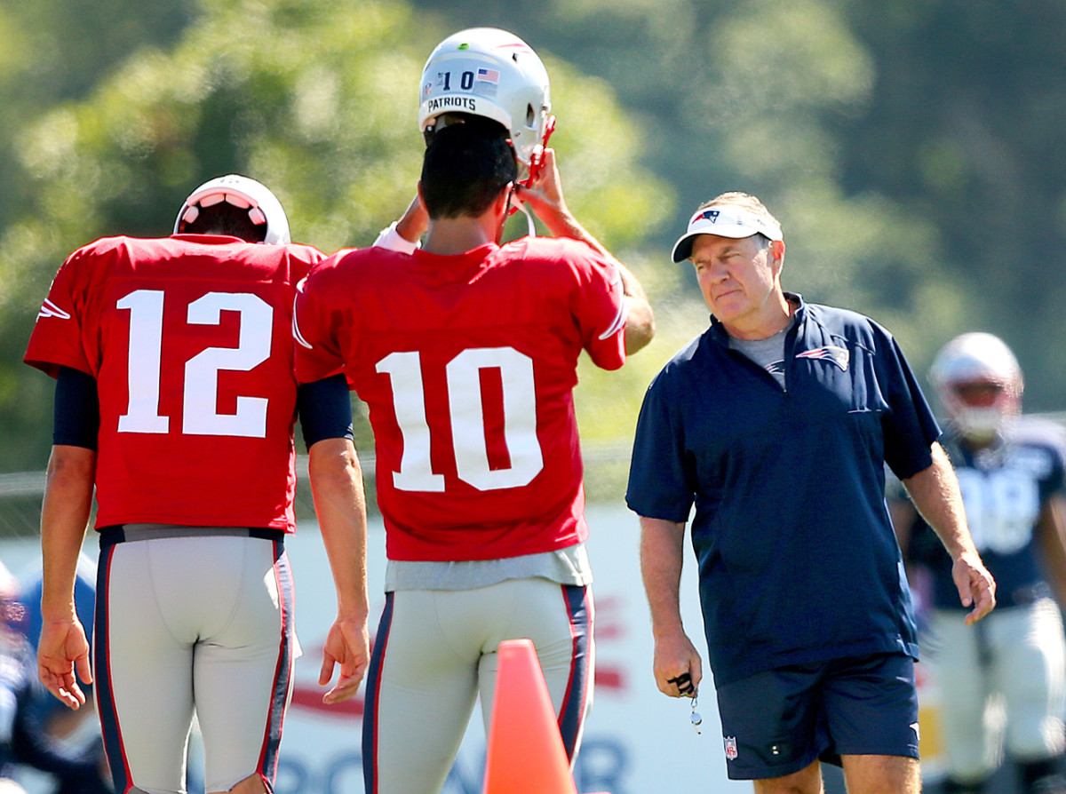 Bill Belichick opted to keep Jimmy Garoppolo rather than trade the backup quarterback, even with Tom Brady on the roster.