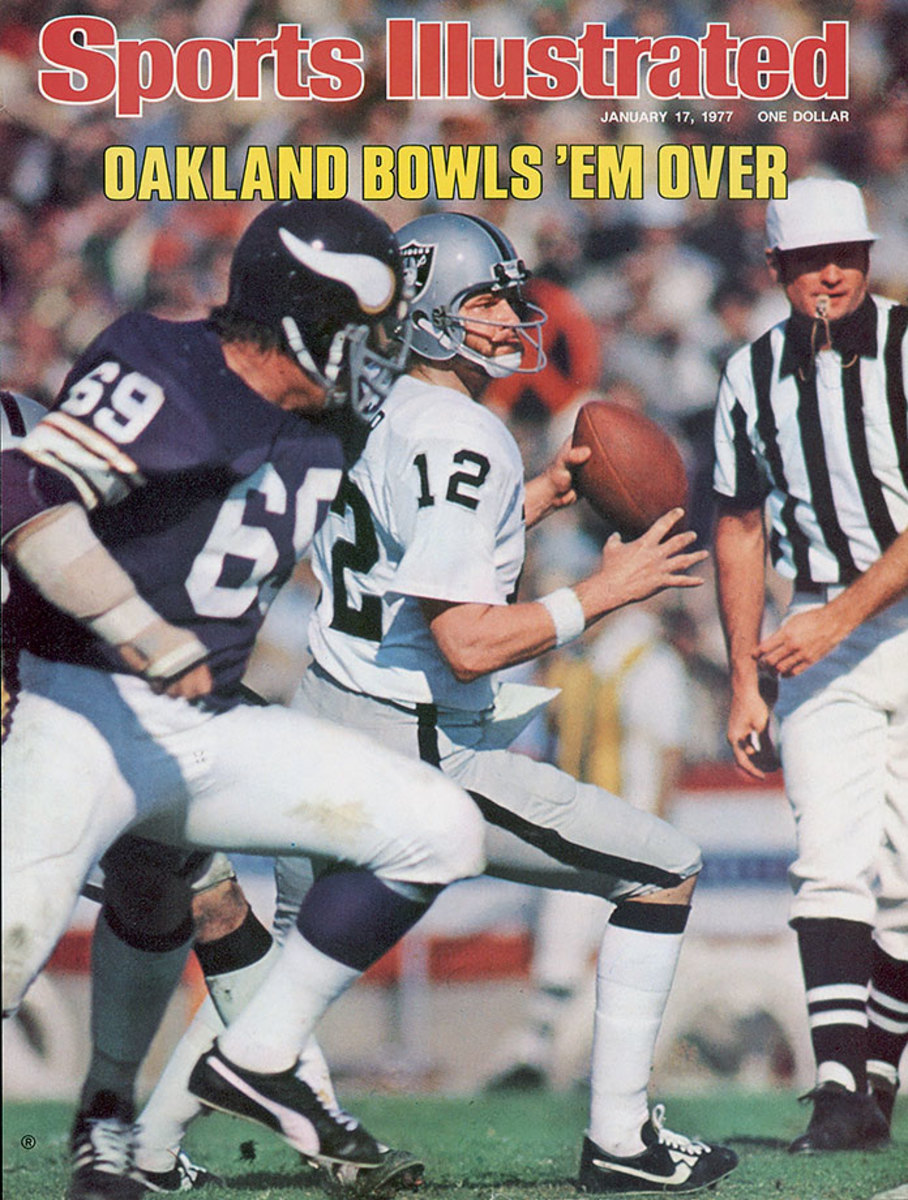 1977-0117-Super-Bowl-XI-Ken-Stabler-006273149.jpg