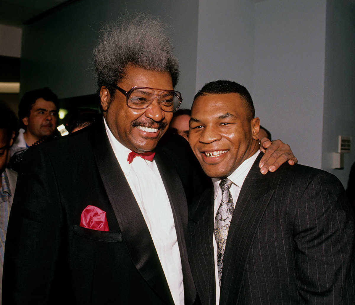 1990-0430-Don-King-Mike-Tyson-079006258.jpg