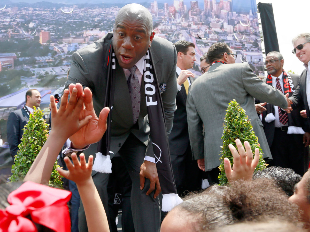 magic-johnson-lafc.jpg
