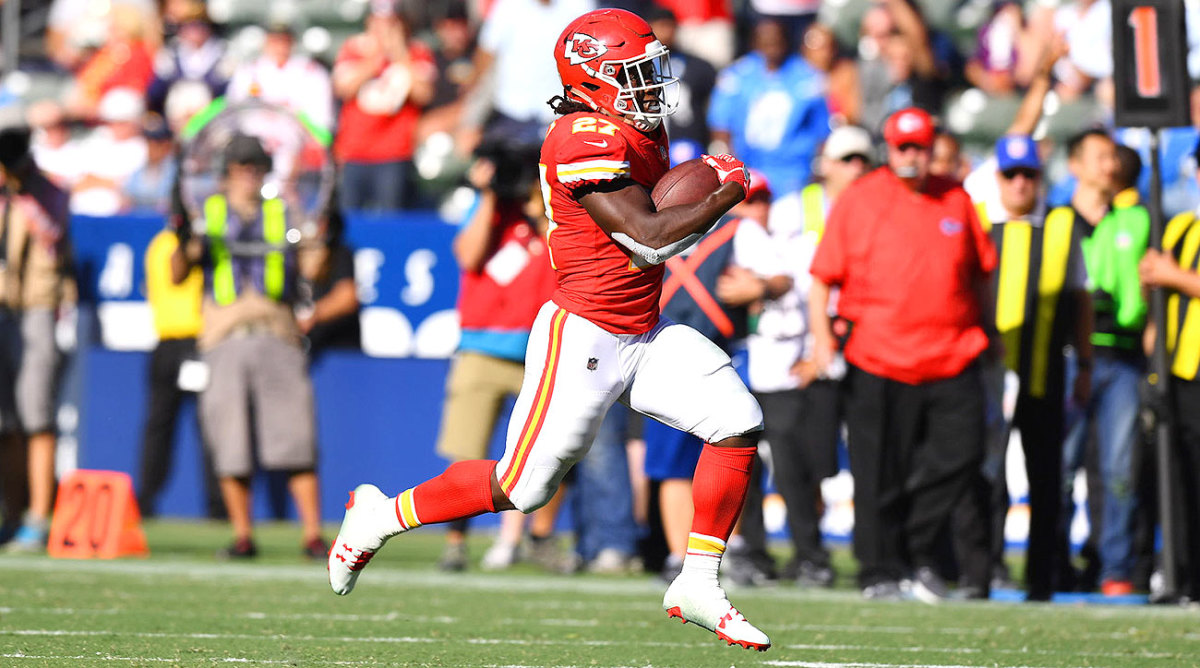 kareem-hunt-fantasy-football-rankings-week-4.jpg