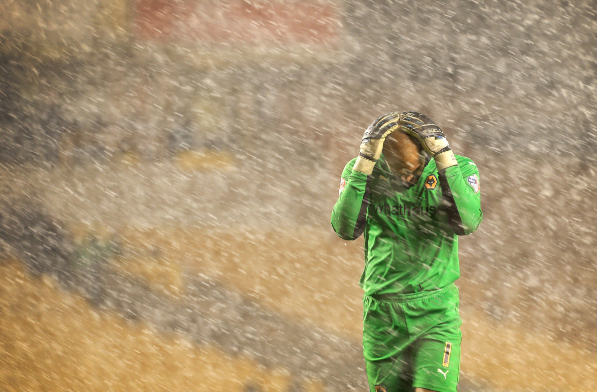wolves-fulham-snow.jpg