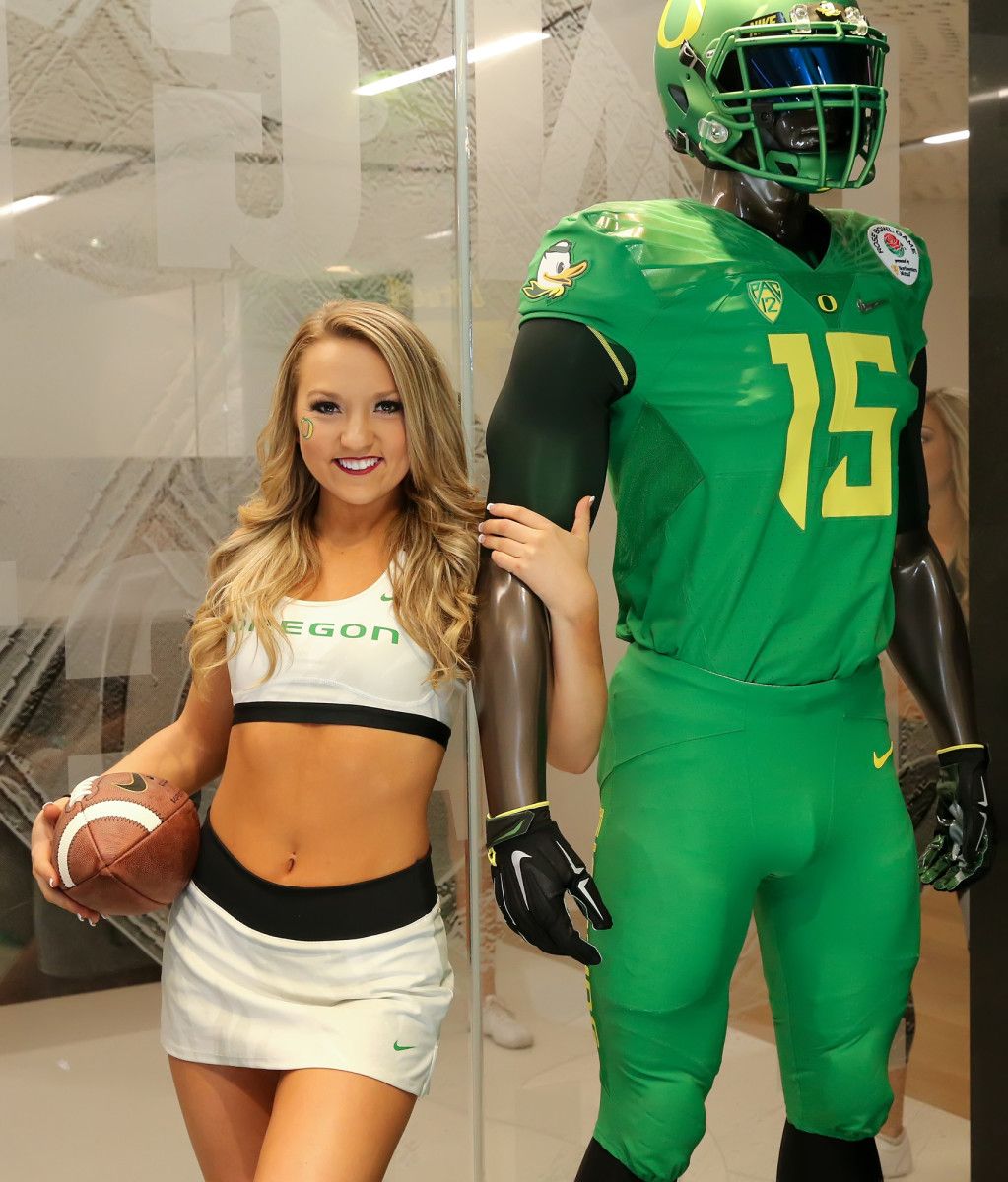 00538-ZYP_4821Chloe-Oregon-.jpg