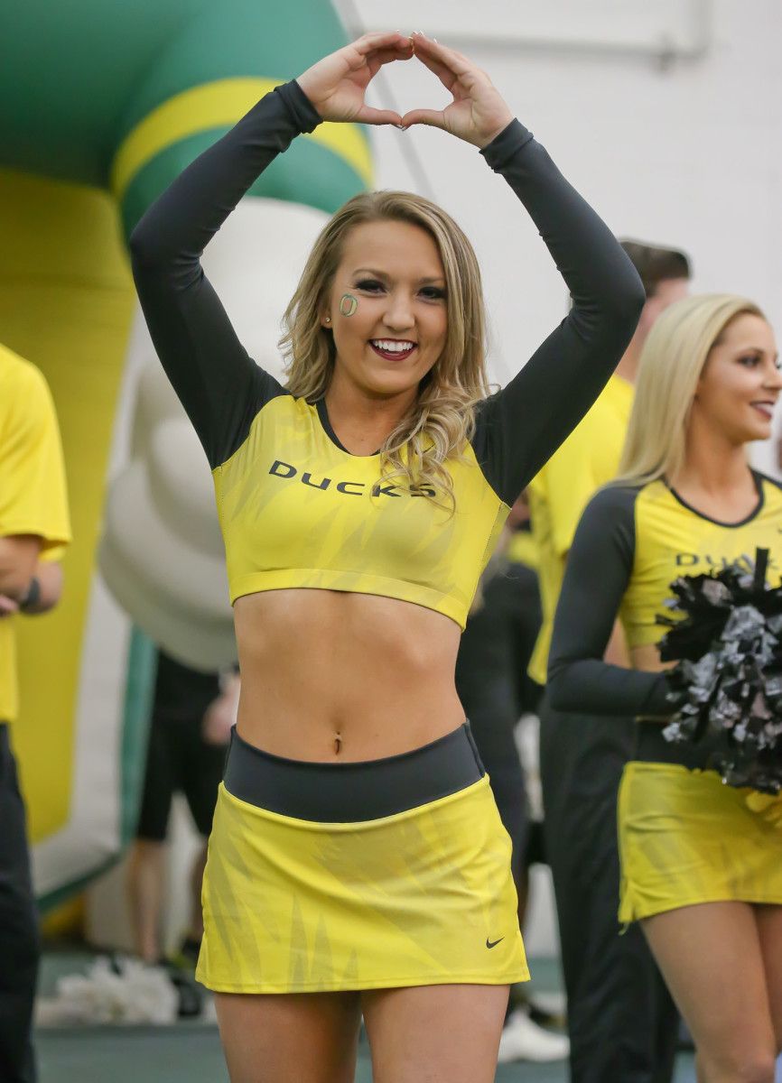 01592-WYP_0007Chloe-Oregon-.jpg