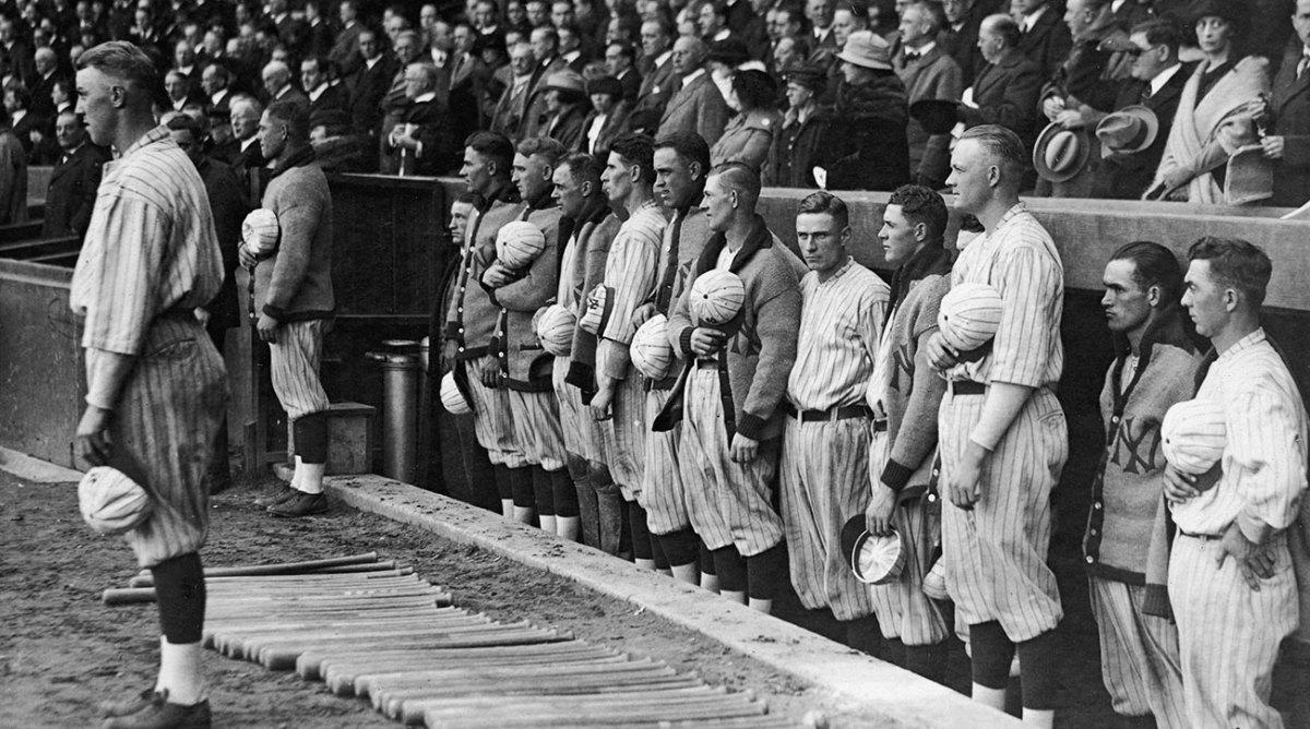 By 1921 the Yankees and other major league teams had adopted what would become a familiar pregame pose.