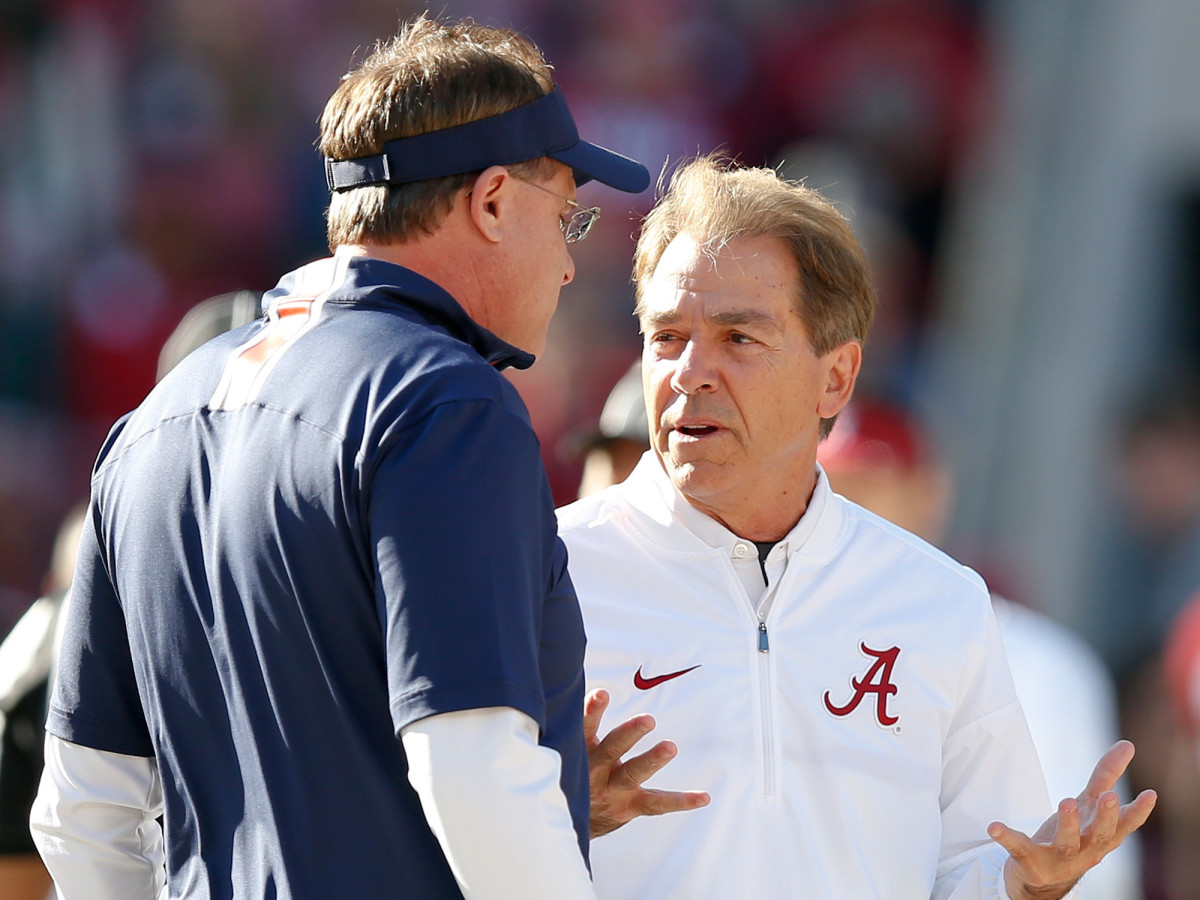 saban-malzahn-talking.jpg