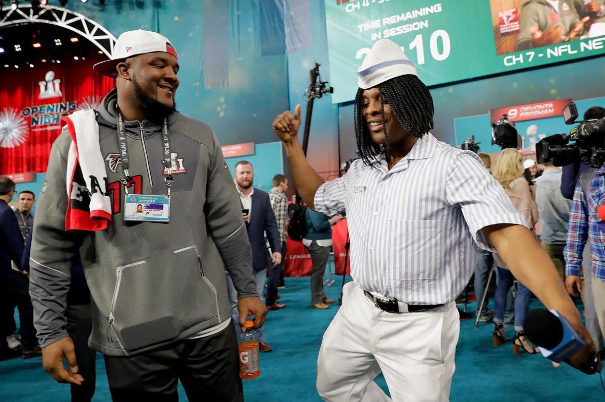 Super-Bowl-LI-Opening-Night-Ed-Good-Burger-Ra-Shede-Hageman.jpg