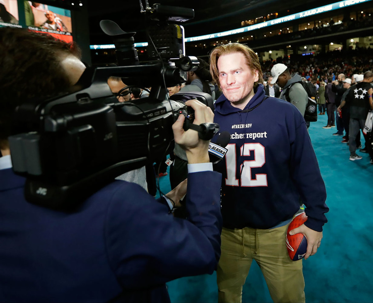 Super-Bowl-LI-Opening-Night-Tom-Brady-look-alike.jpg