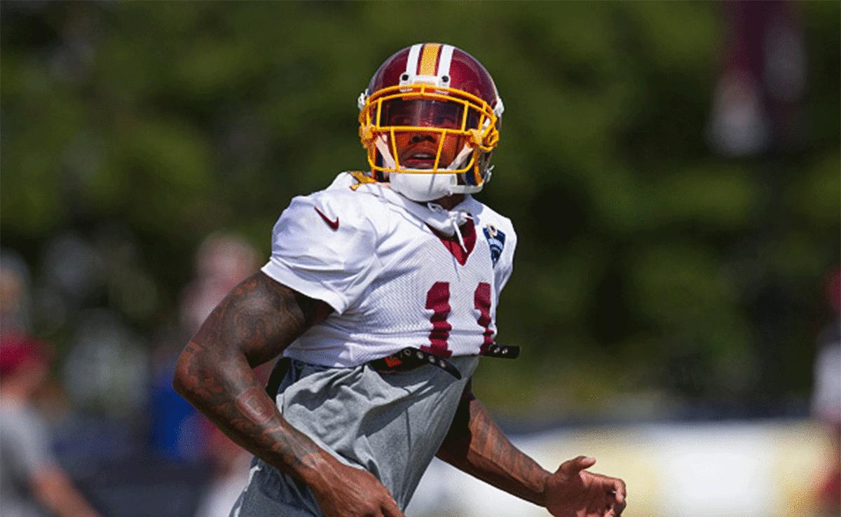 Pryor prepares to catch a pass during position drills. 