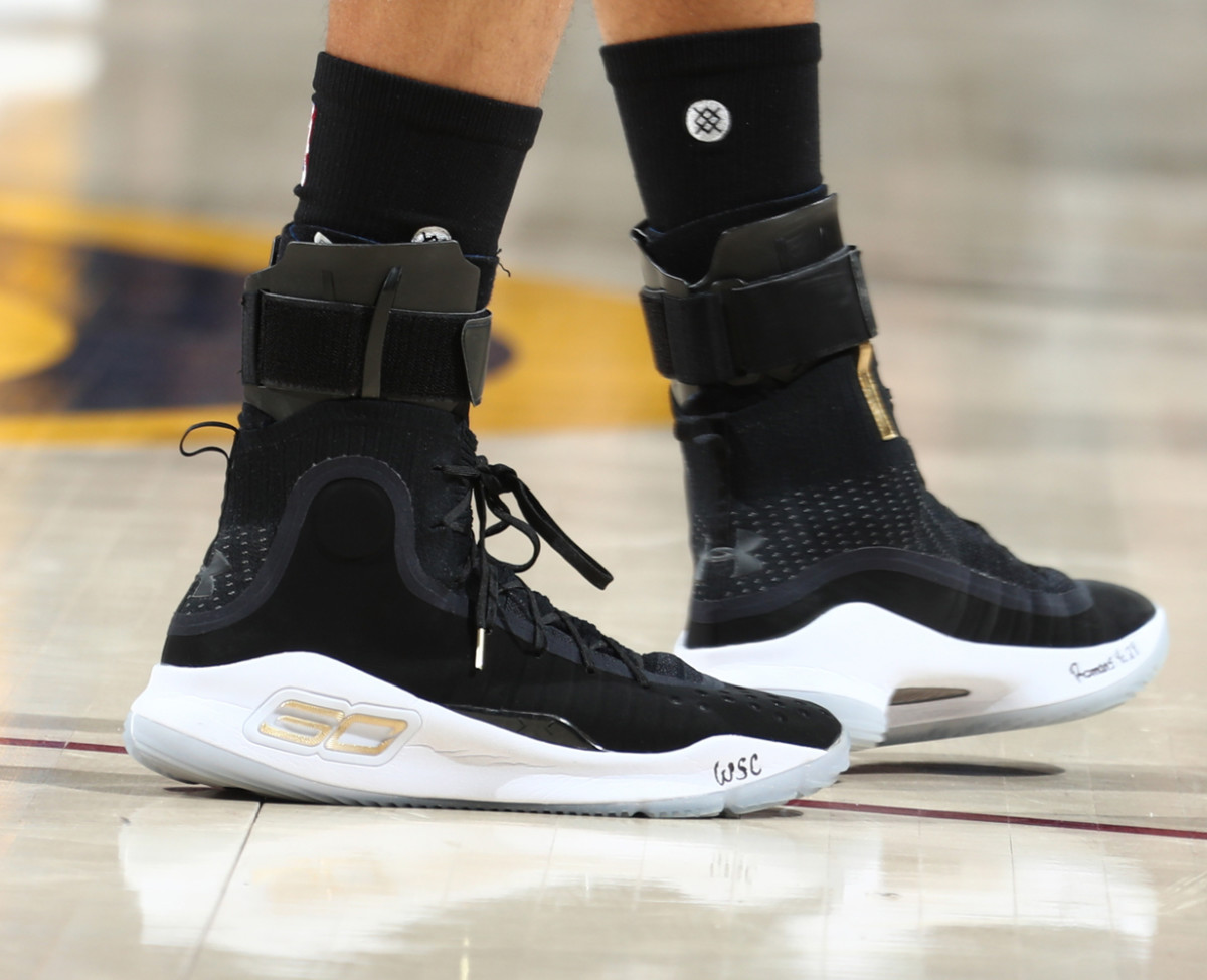 Under Armour Curry 4 worn by Stephen Curry