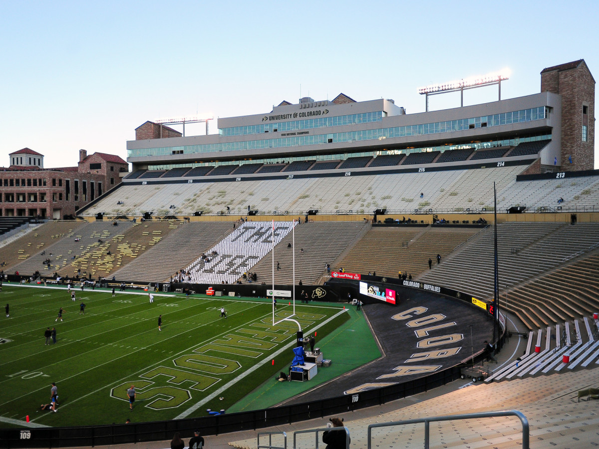 folsom-field-colorado-buffaloes-football-joe-tumpkin.jpg