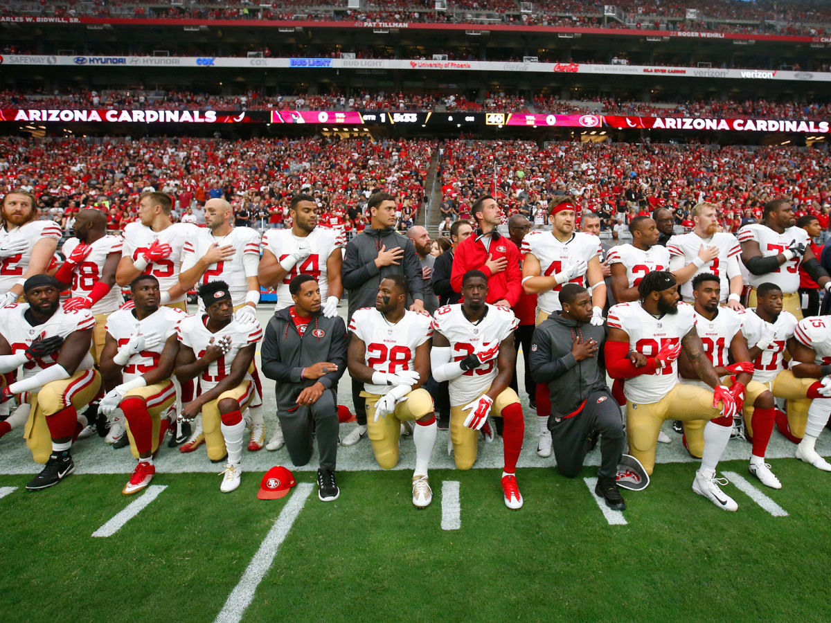49ers-kneeling.jpg