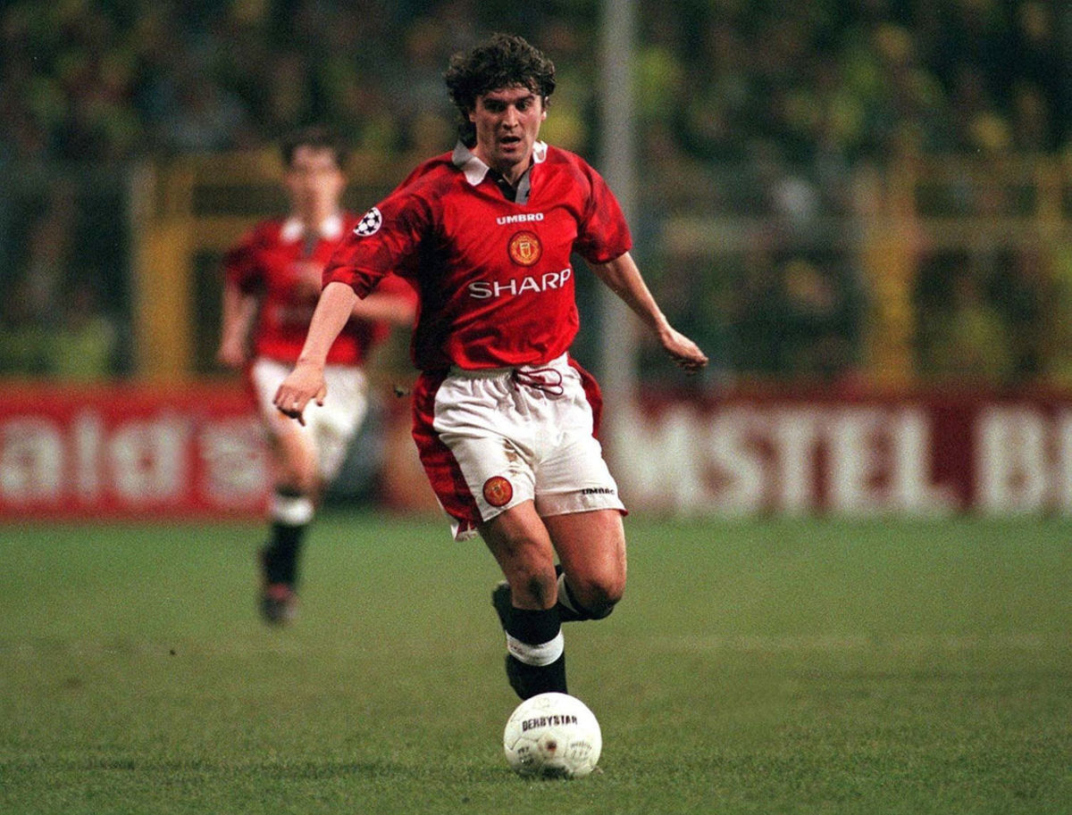 GERMANY - APRIL 09:  FUSSBALL: Champions - League DORTMUND - MANCHESTER 1:0, Roy KEANE/Manchester 09.04.97  (Photo by Bongarts/Getty Images)