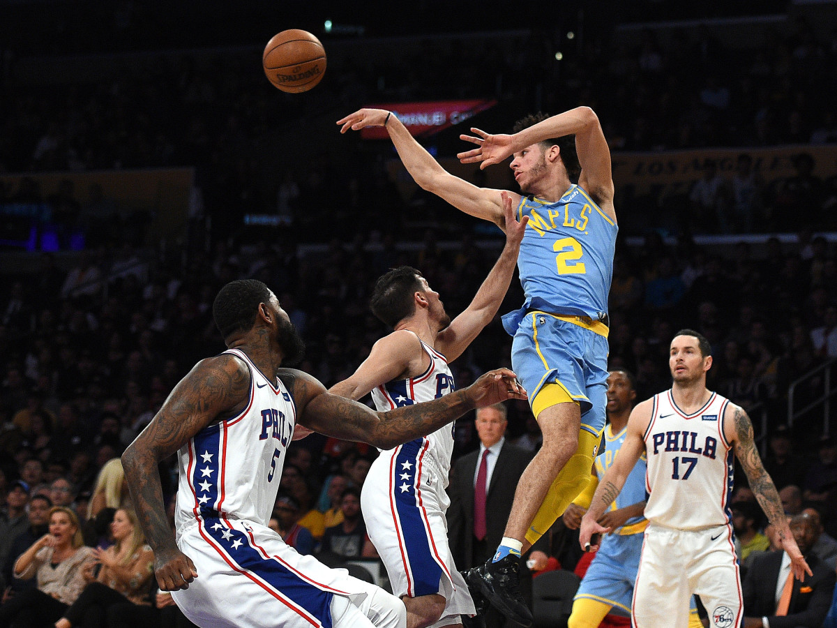 lonzo_ball_pass_.jpg