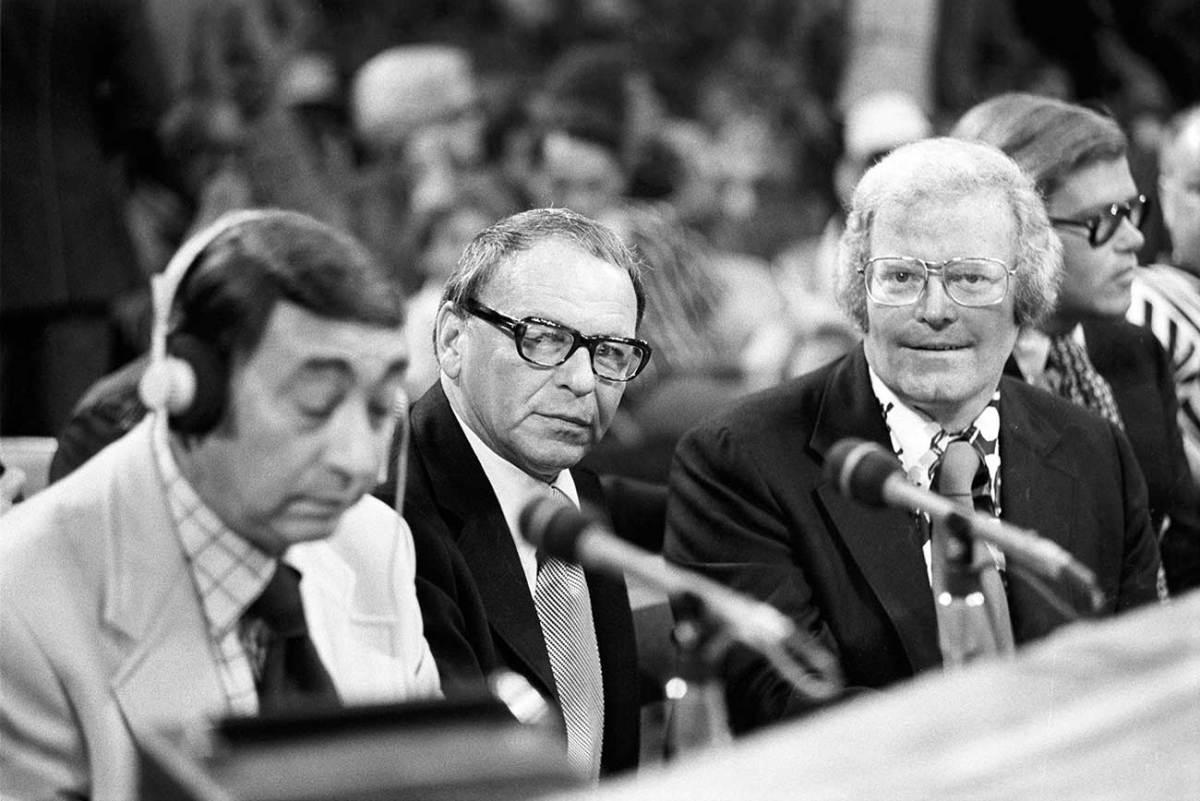 Howard Cosell, Frank Sinatra and Roone Arledge ringside at the Muhammad Ali-Ken Norton fight, 1973.