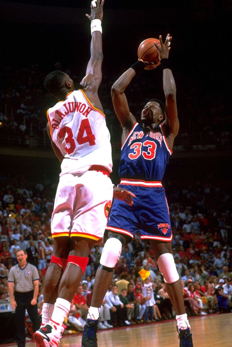 1994-Patrick-Ewing-Hakeem-Olajuwon-05194974.jpg