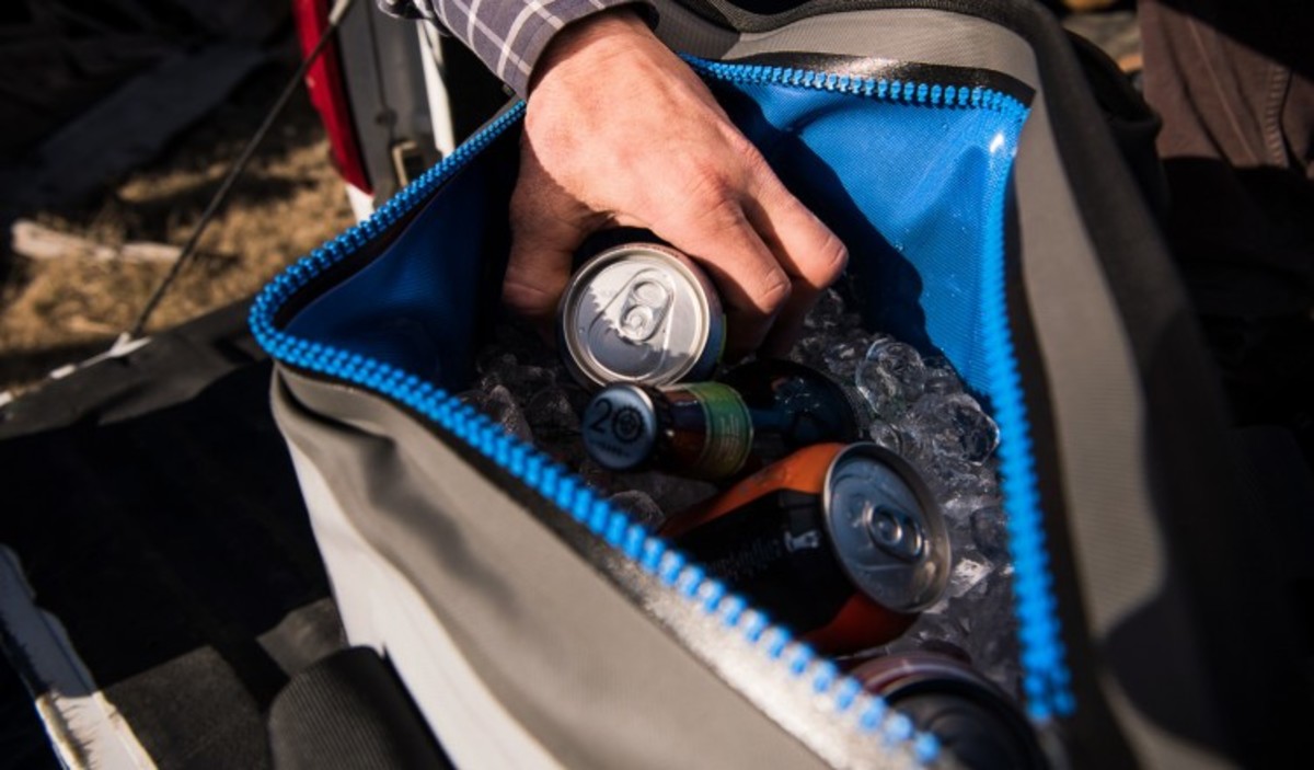 Best cooler for summer tailgating, beach, camping - Sports Illustrated