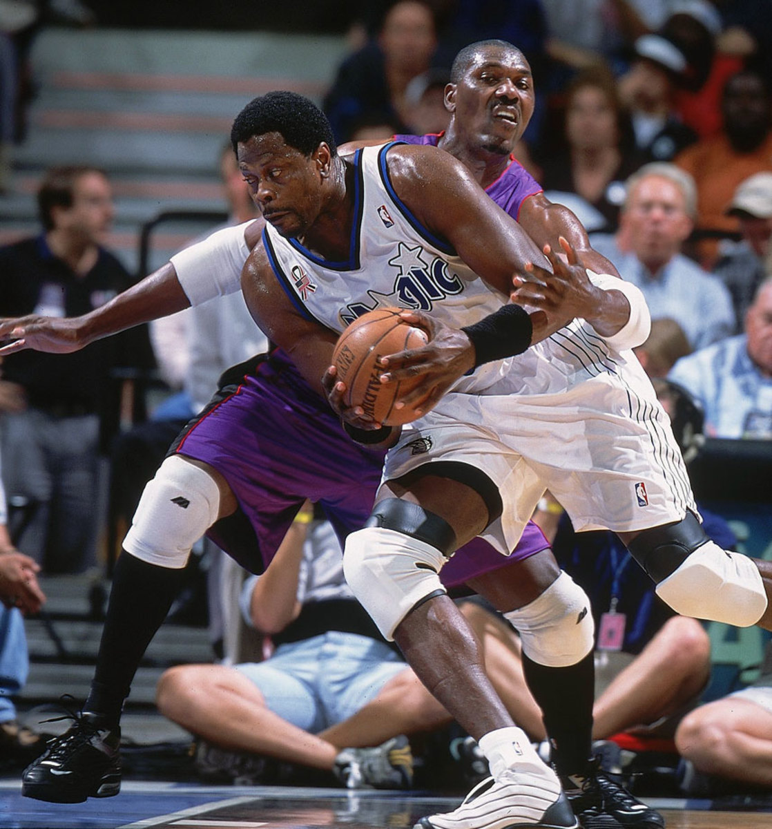 2001-Patrick-Ewing-Hakeem-Olajuwon-001308792.jpg