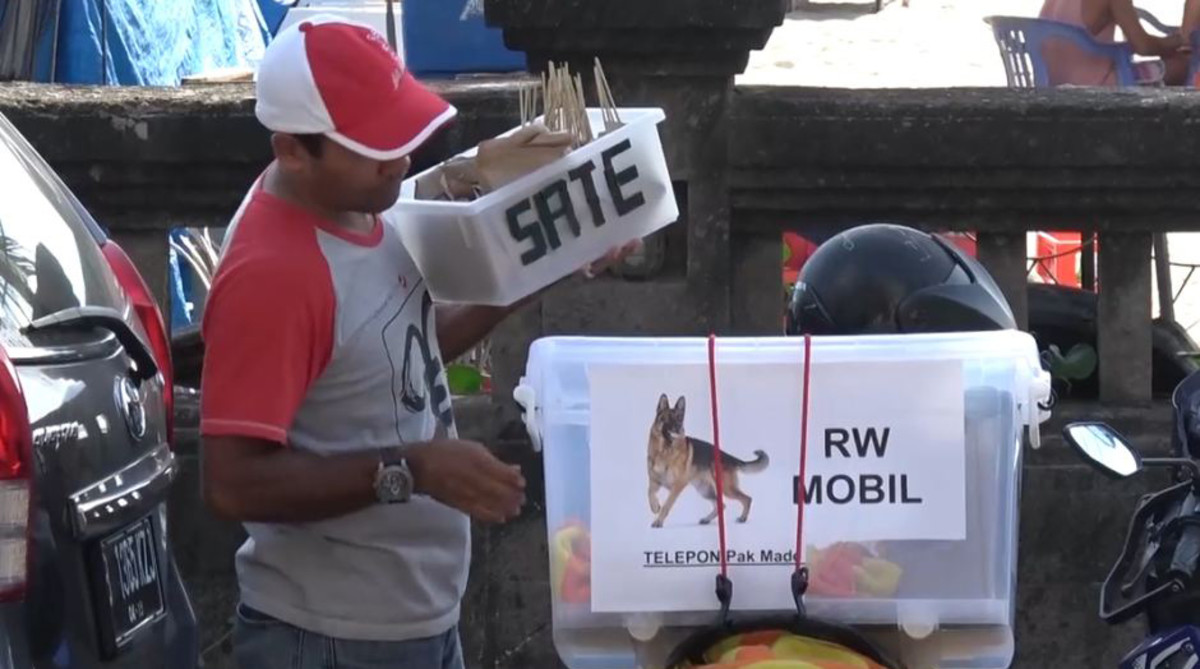 bali-street-vendors-kill-dogs-sell-meat-tourists.jpg