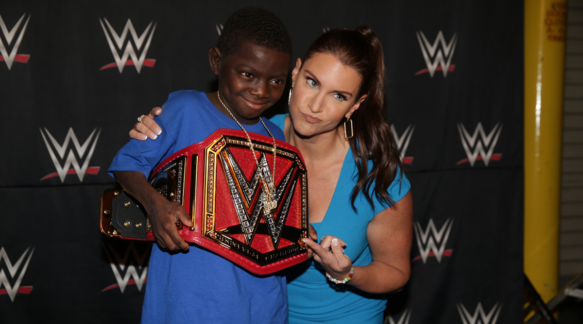 jarrius-stephanie-mcmahon.jpg