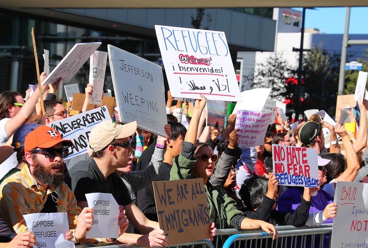 Anti-Trump-Protestors-Houston-NFL-Experience-GettyImages-633053416_master.jpg