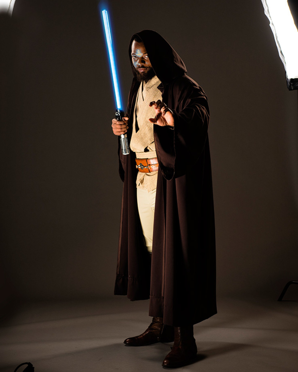 Michael-Bennett-Star-Wars-Jedi-X160197_TK1_052_rawfinal.jpg
