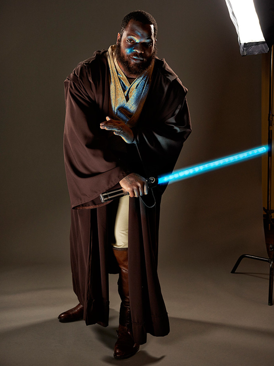 Michael-Bennett-Star-Wars-Jedi-X160197_TK1_007_rawfinal.jpg