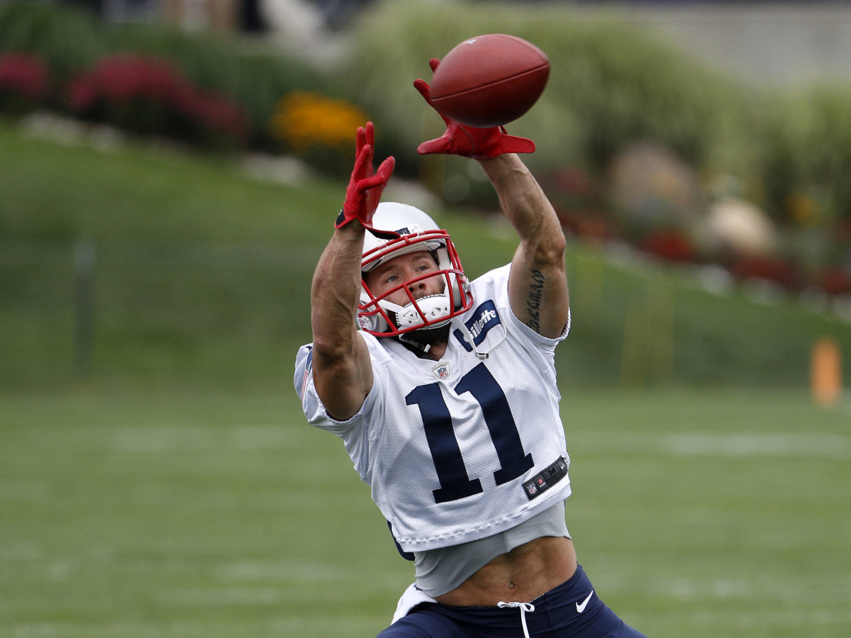 edelman-training-camp-abs.jpg