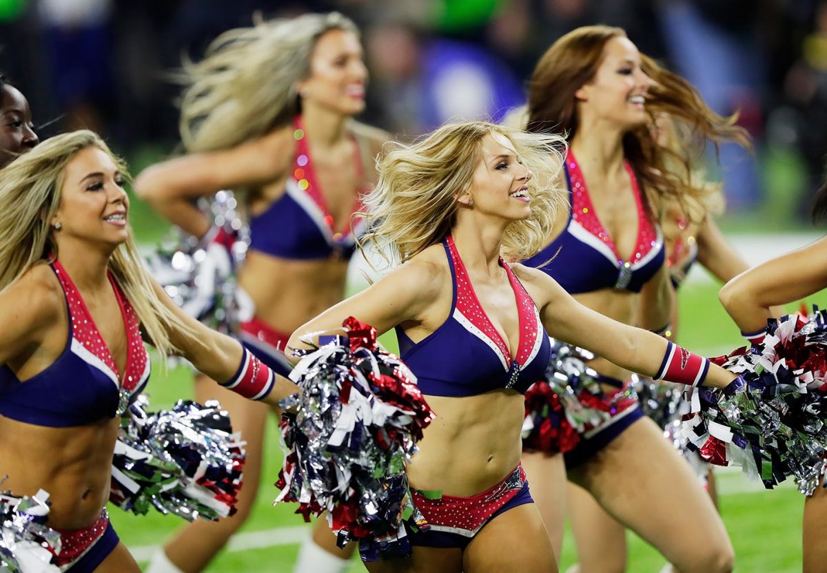 New-England-Patriots-cheerleaders-GettyImages-633949536_master.jpg