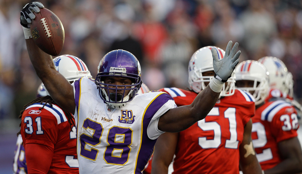 Adrian Peterson last visited Foxboro in 2010. The free agent RB reportedly will be there again Monday.