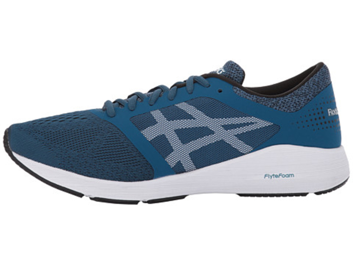 asics roadhawk qb