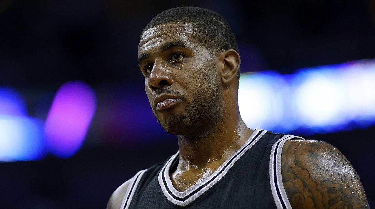 LaMarcus Aldridge out for Spurs after irregular heartbeat - Sports Illustrated