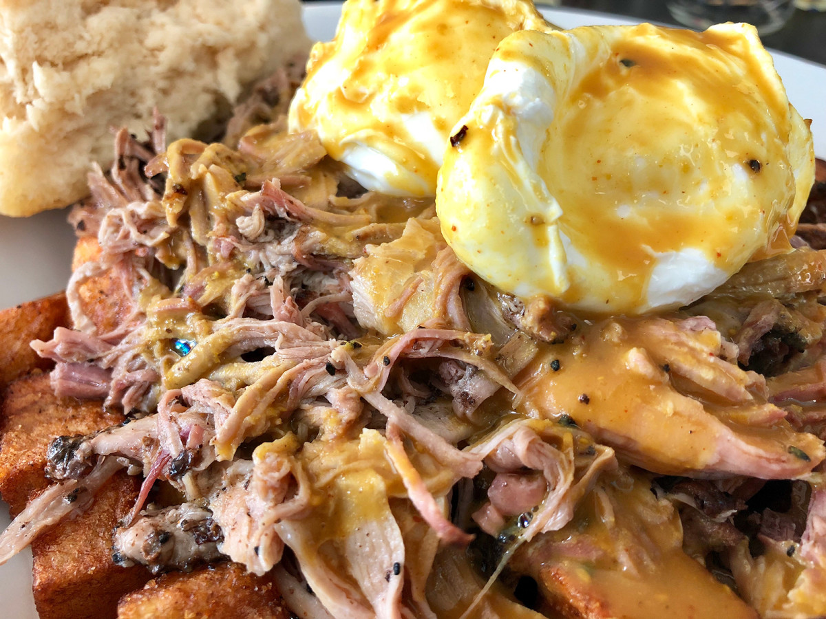 mamas-boy-athens-pulled-pork-hash.jpg
